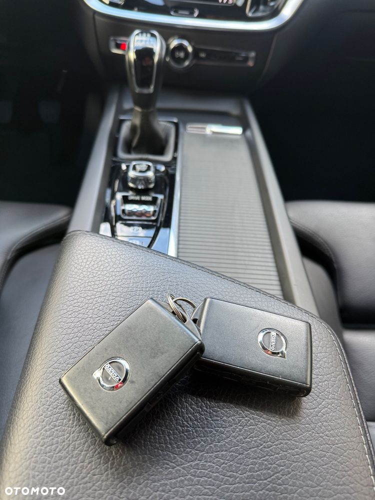 Volvo V60 D3 Momentum Core - 31