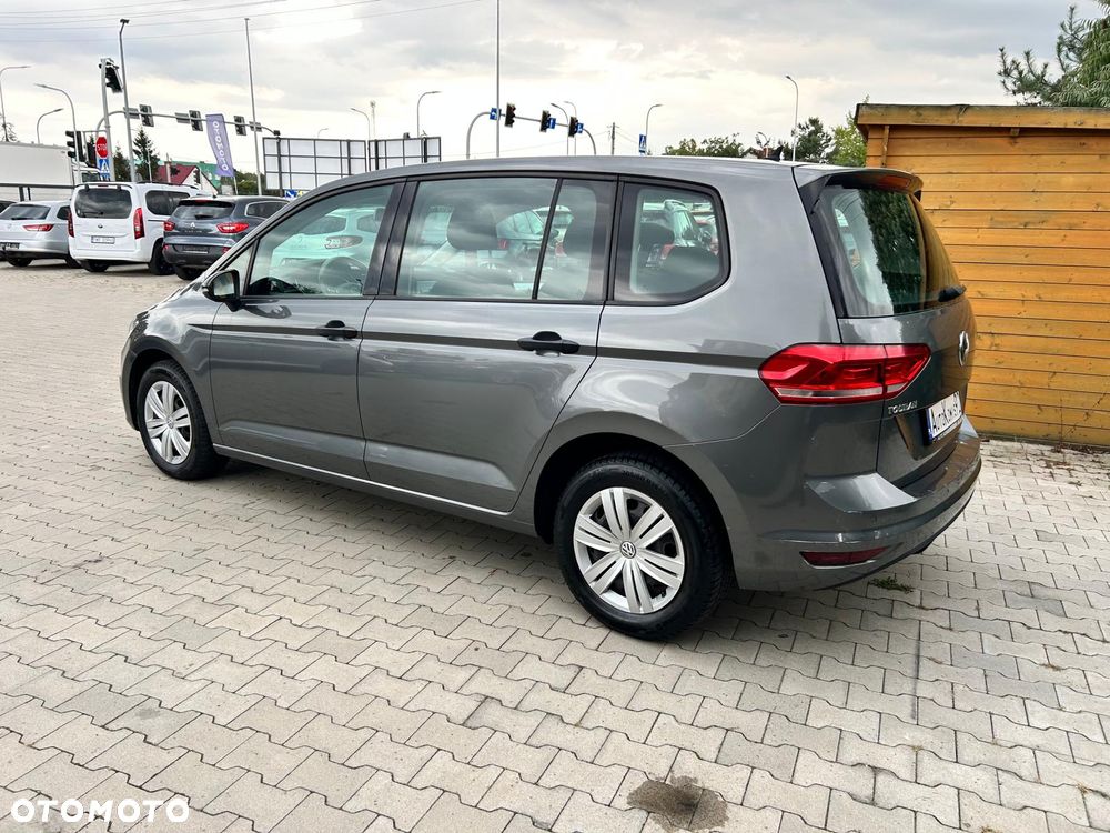 Volkswagen Touran 1.6 TDI BMT Trendline - 11