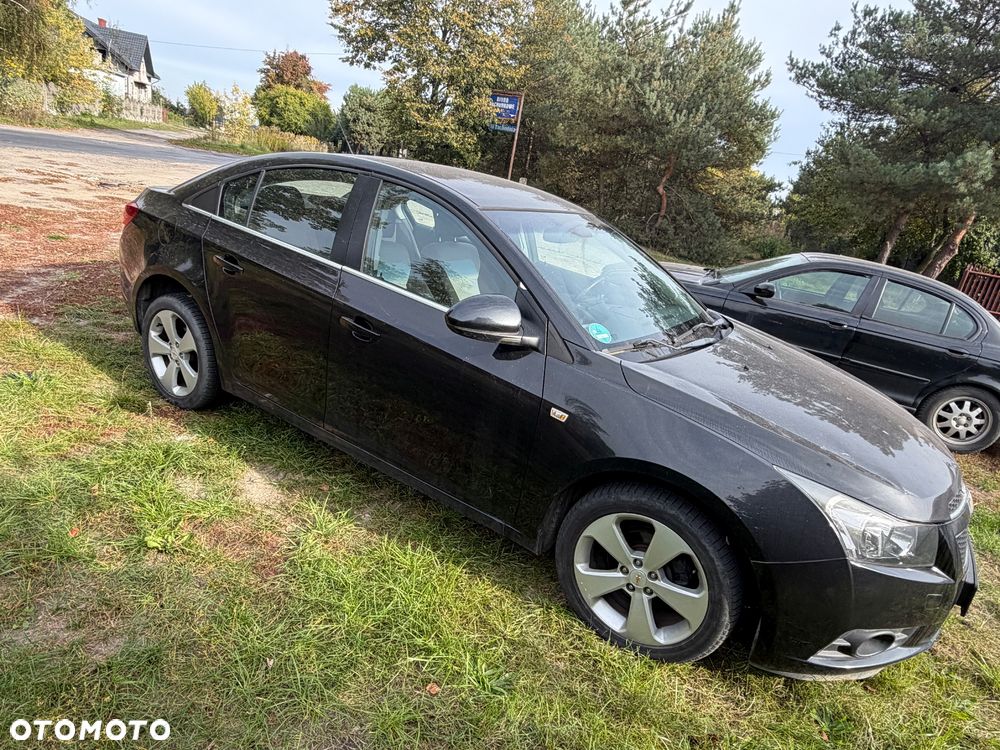 Chevrolet Cruze 1.8 Automatik LTZ - 3
