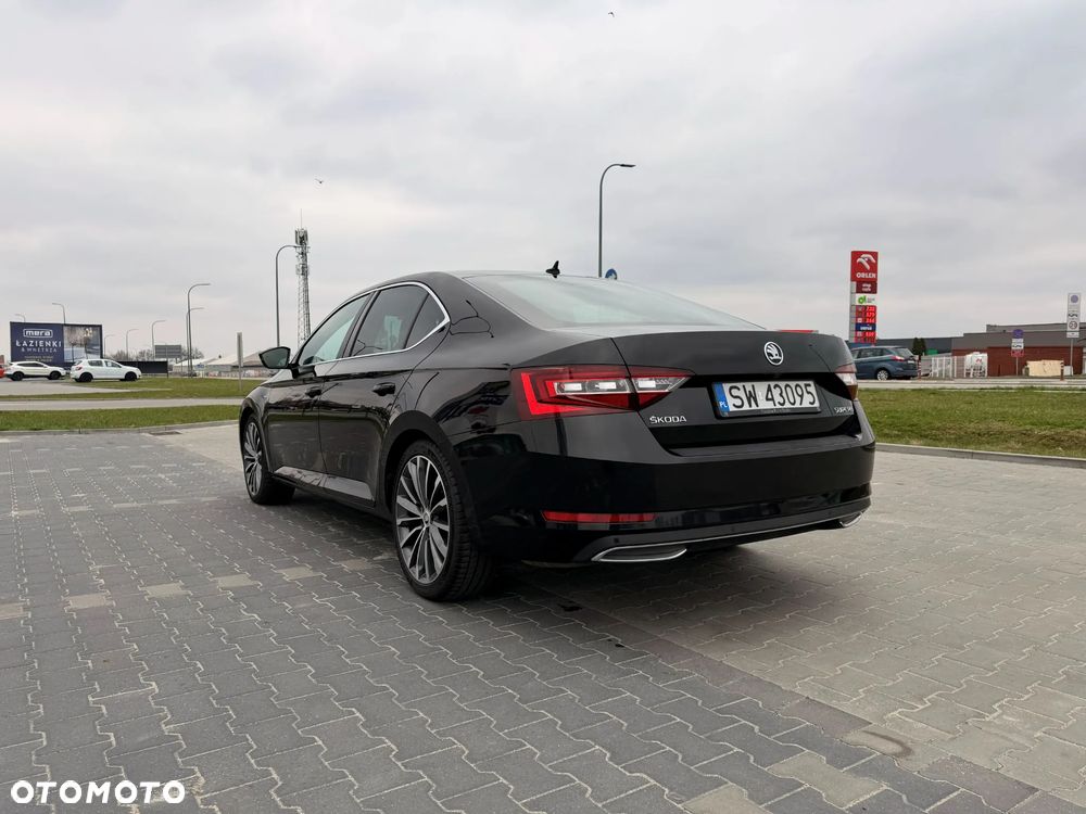 Skoda Superb 2.0 TDI L&K DSG - 4