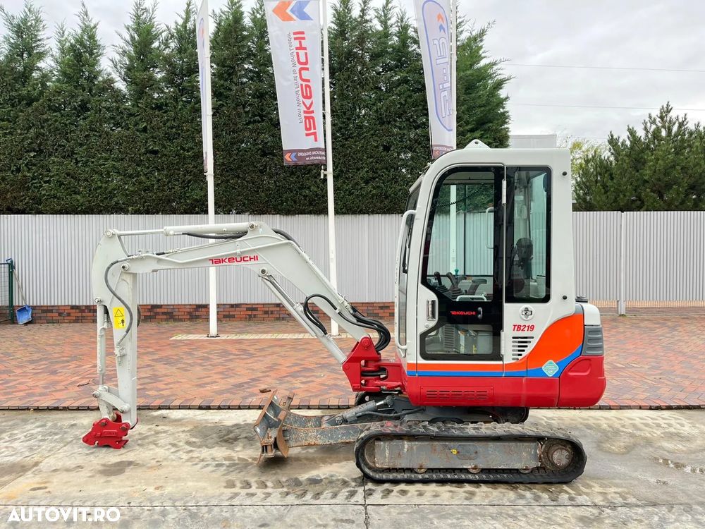Takeuchi TB 219 - 1