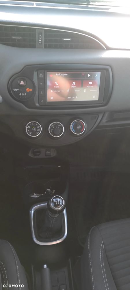 Toyota Yaris 1.5 Premium - 6
