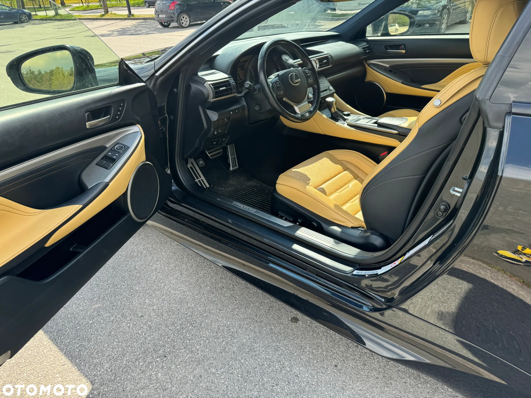 Lexus RC - 14