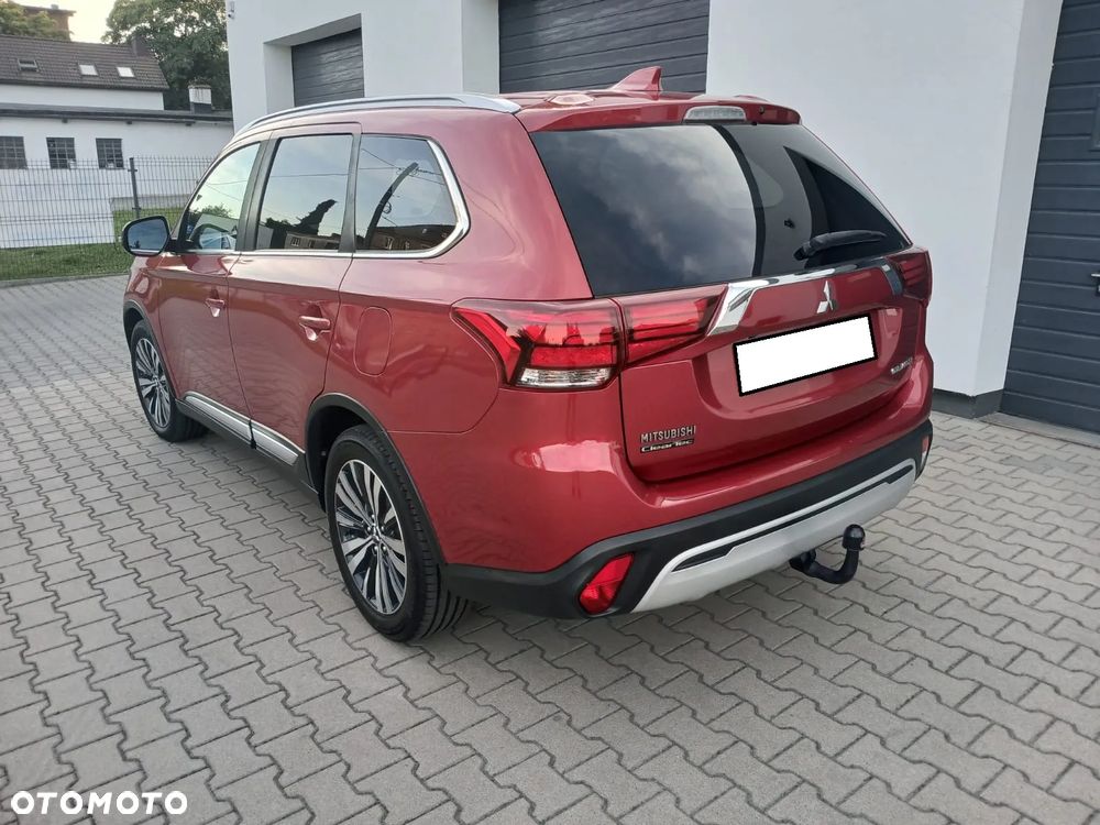 Mitsubishi Outlander 2.0 2WD CVT Edition 100 - 25