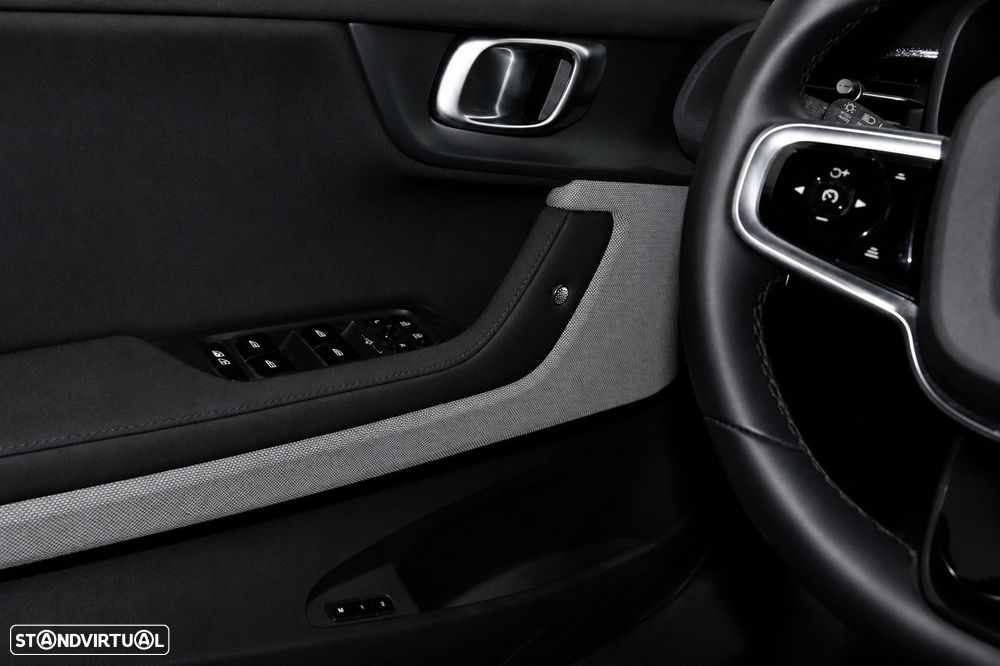 Polestar 2 Standard Range 69 kWh - 17