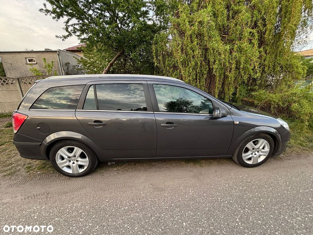 Opel Astra - 4