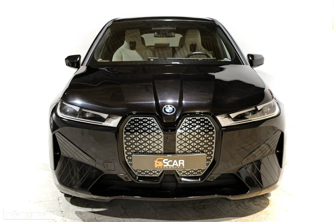 BMW iX xDrive 40 - 2