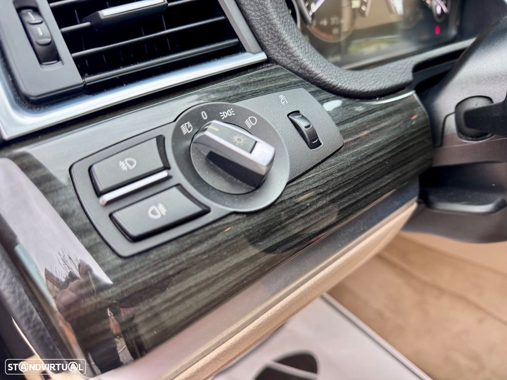 BMW 520 Gran Turismo d Line Luxury - 14