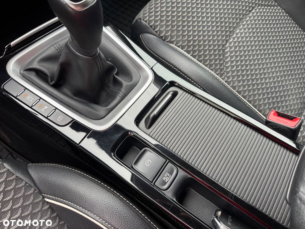 Kia Ceed 1.5 T-GDI Business Line Plus - 37