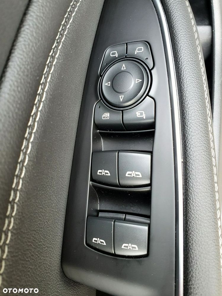 Opel Insignia - 23