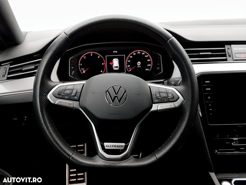 Volkswagen Passat Alltrack 2.0 TDI SCR DSG 4Motion - 13