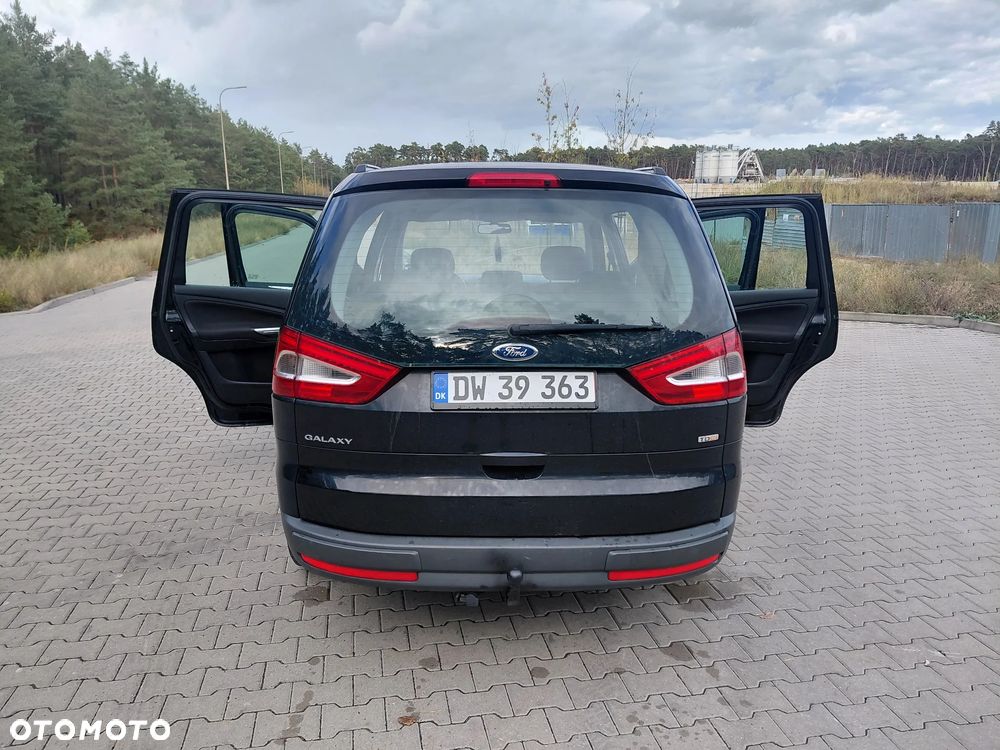 Ford Galaxy - 5