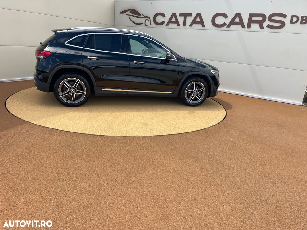 Mercedes-Benz GLA - 17