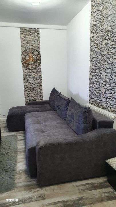 Apartament 3 camere , 65 mp utili , balcon , zona Sesul de Sus — fotografia 3