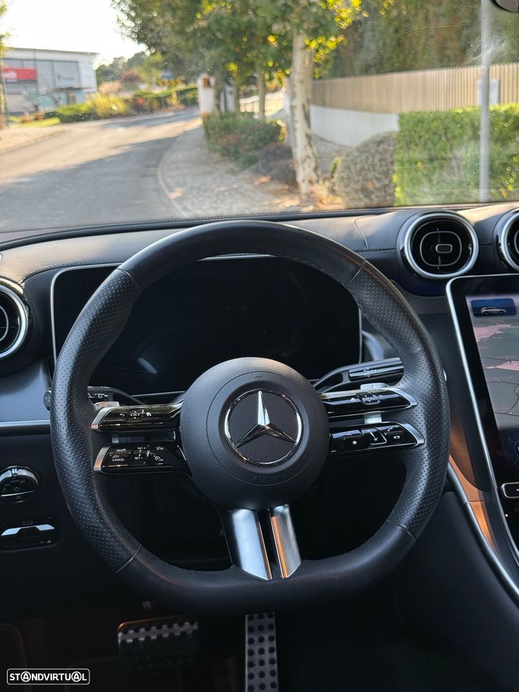 Mercedes-Benz GLC 220 d 4Matic 9G-TRONIC AMG Line Advanced — fotografia 27