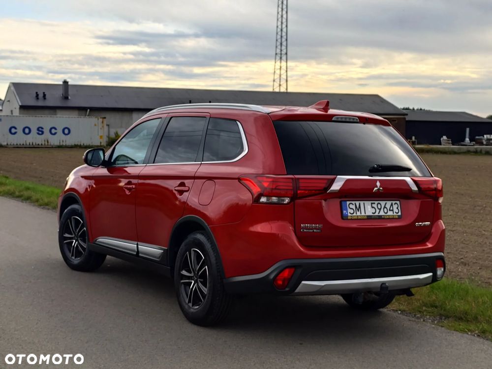 Mitsubishi Outlander 2.0 2WD Inform - 34