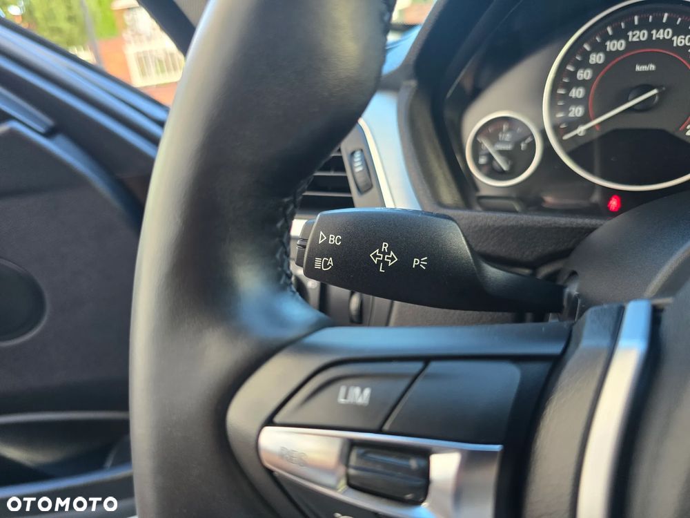 BMW Seria 3 320d Edition M Sport Shadow - 18