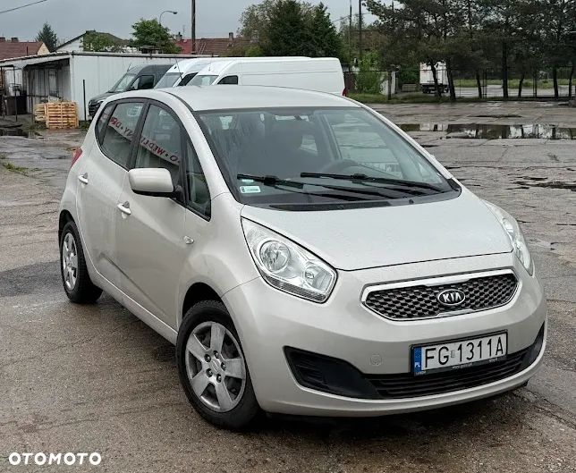 Kia Venga 1.6 L - 3