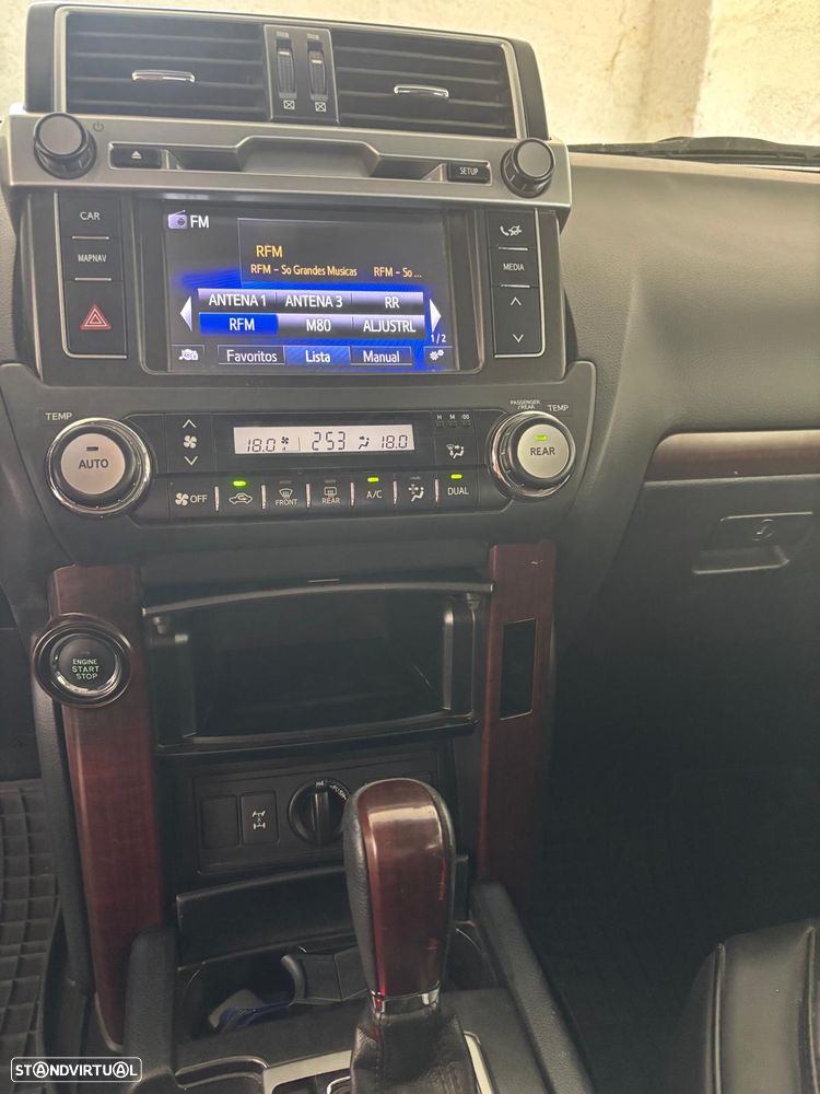 Toyota Land Cruiser Prado - 6