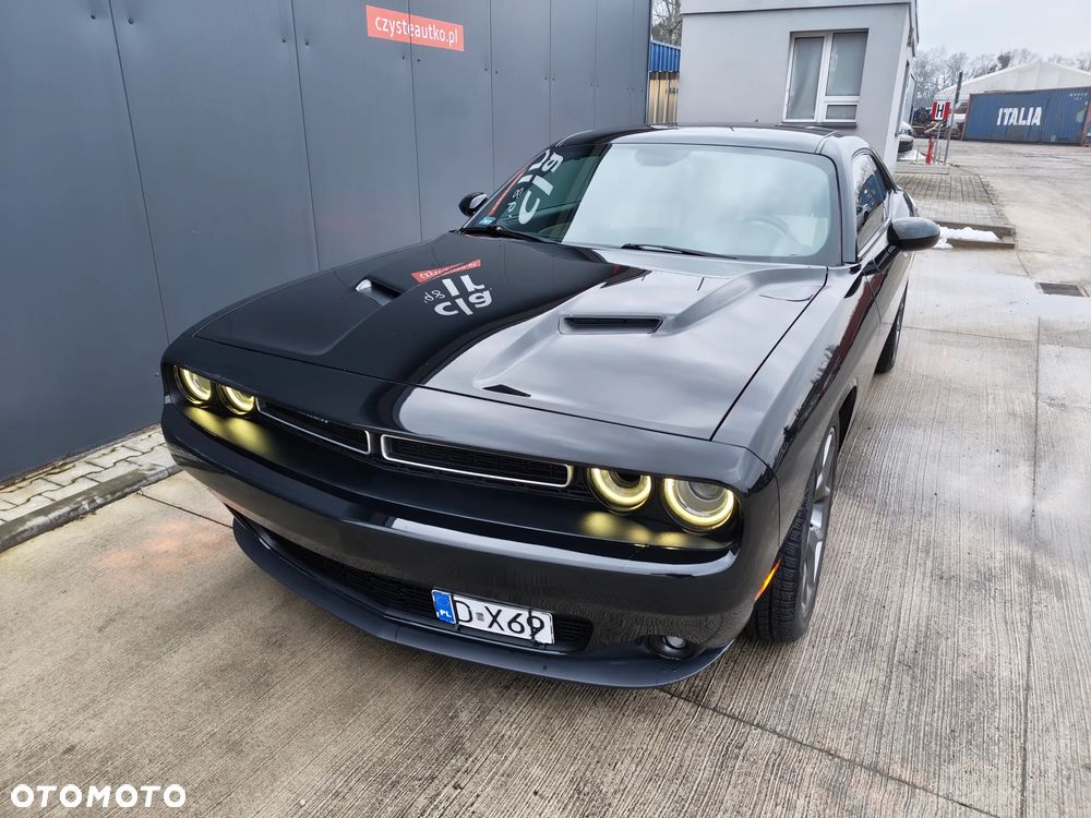 Dodge Challenger - 7