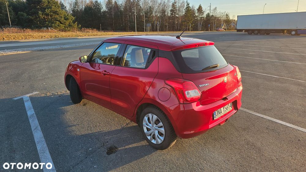 Suzuki Swift 1.2 Premium - 5