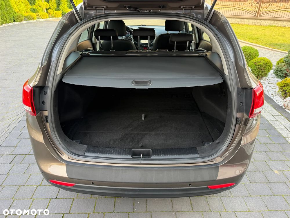 Kia Ceed 1.6 GDI ISG Dream-Team Edition - 21