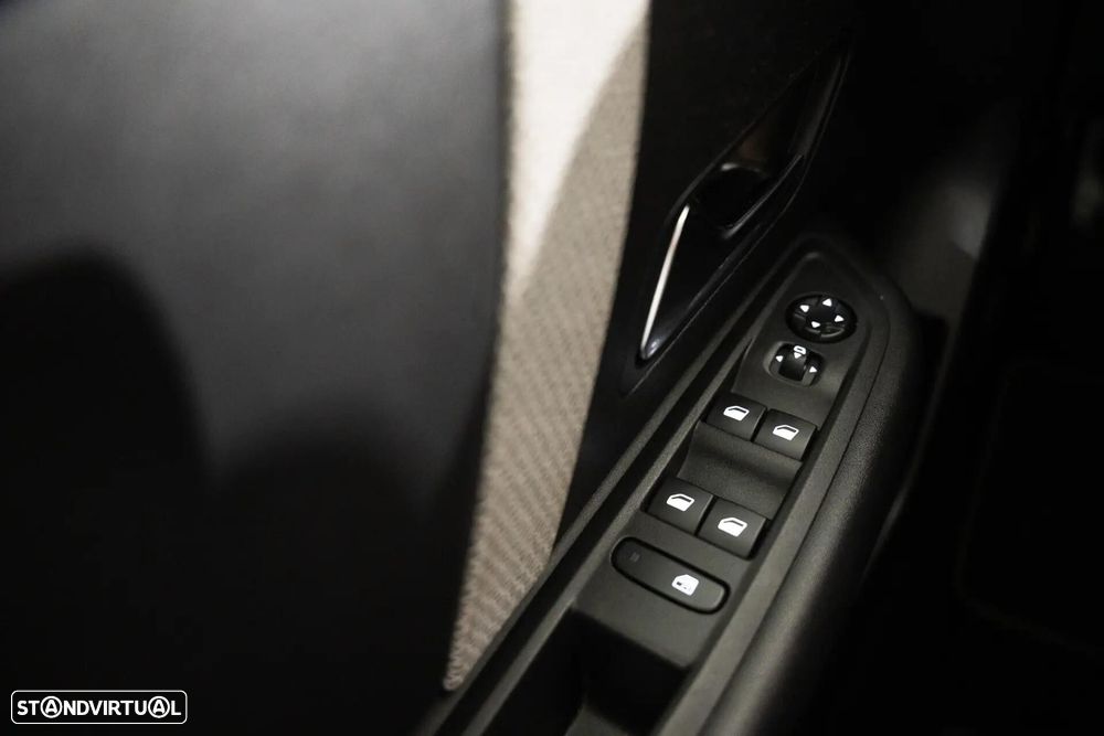 Citroën C4 1.2 PureTech Feel Pack EAT8 - 19