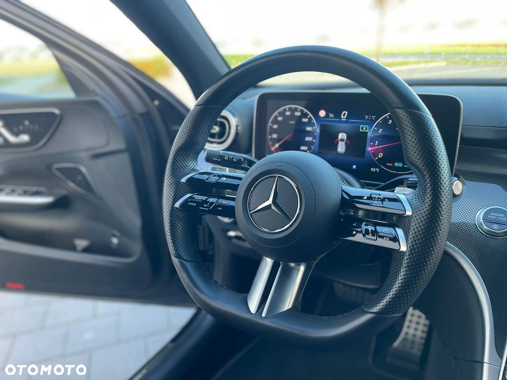 Mercedes-Benz Klasa C 180 mHEV AMG - 14