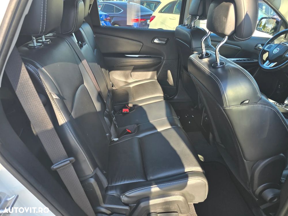 Fiat Freemont 2.0 Multijet 16V DPF Automatik Allrad Lounge - 12