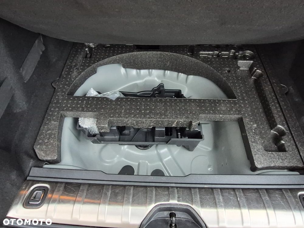 Peugeot 2008 - 22