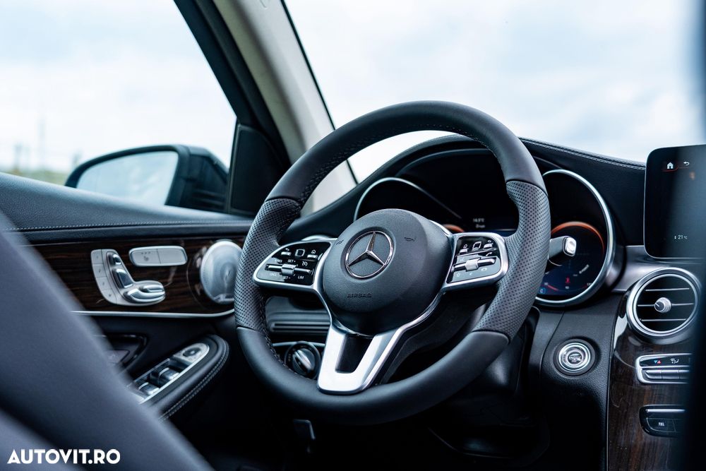 Mercedes-Benz GLC - 9