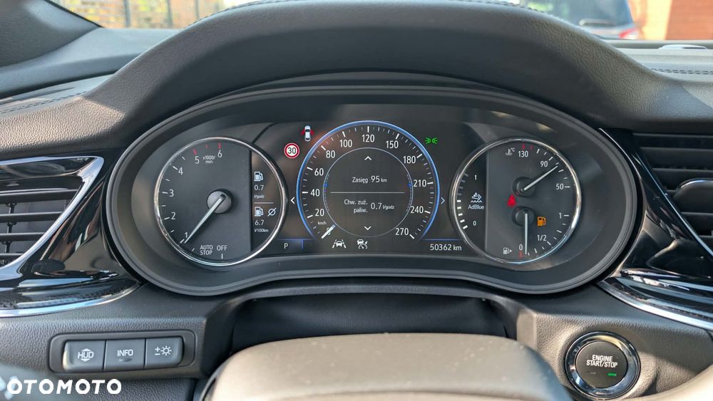 Opel Insignia - 16