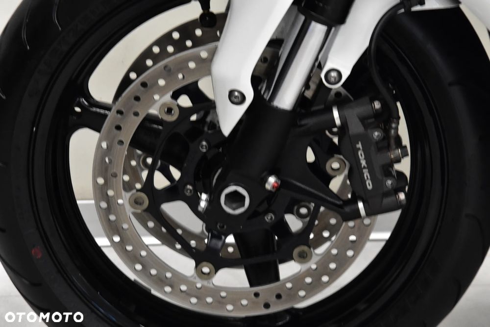 Honda CBR - 33