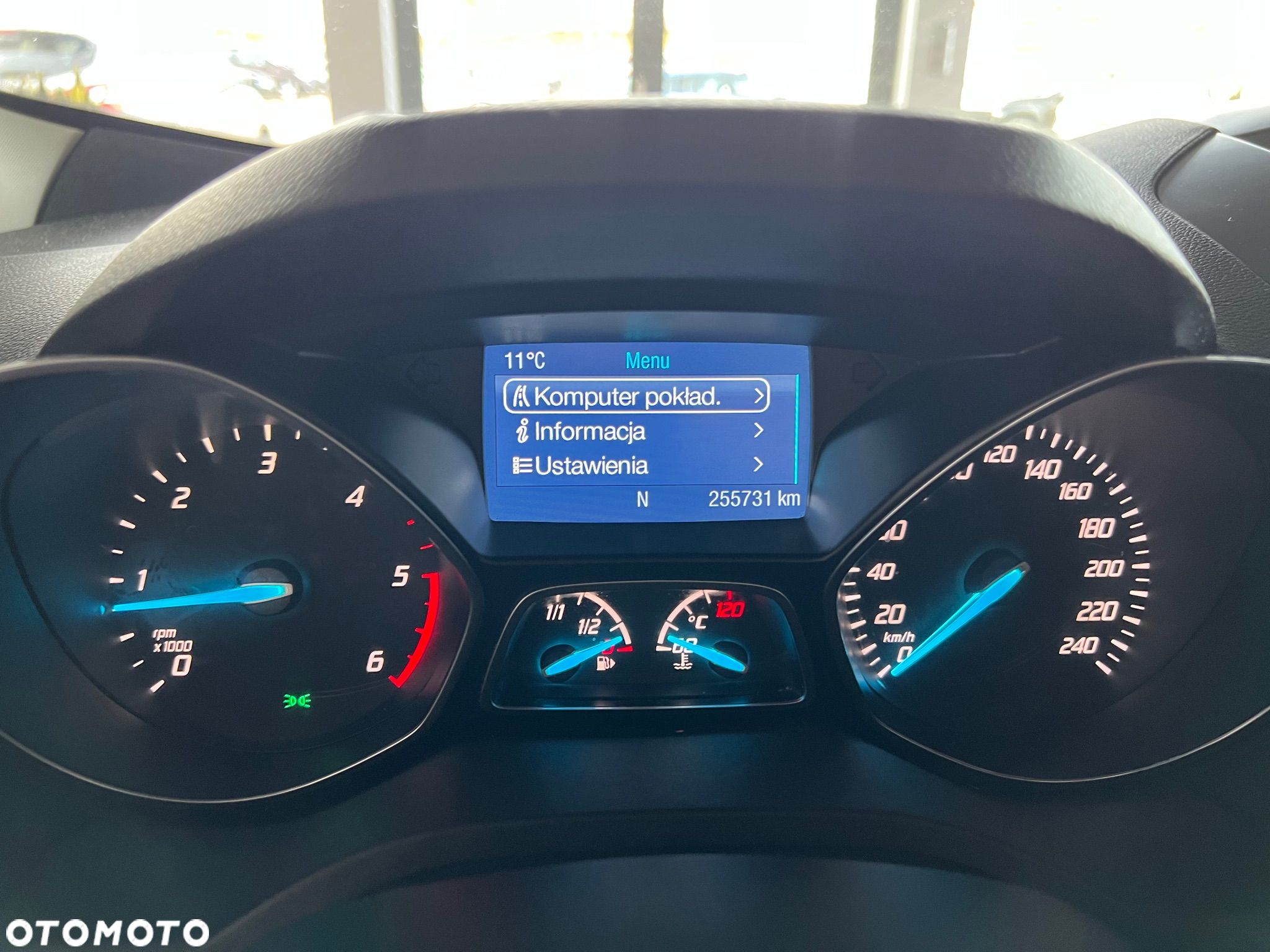 Ford Kuga - 18