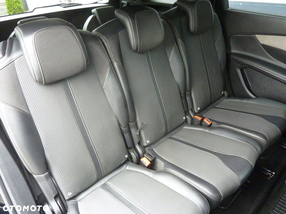 Peugeot 5008 - 15