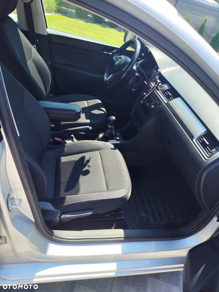 Skoda RAPID - 8