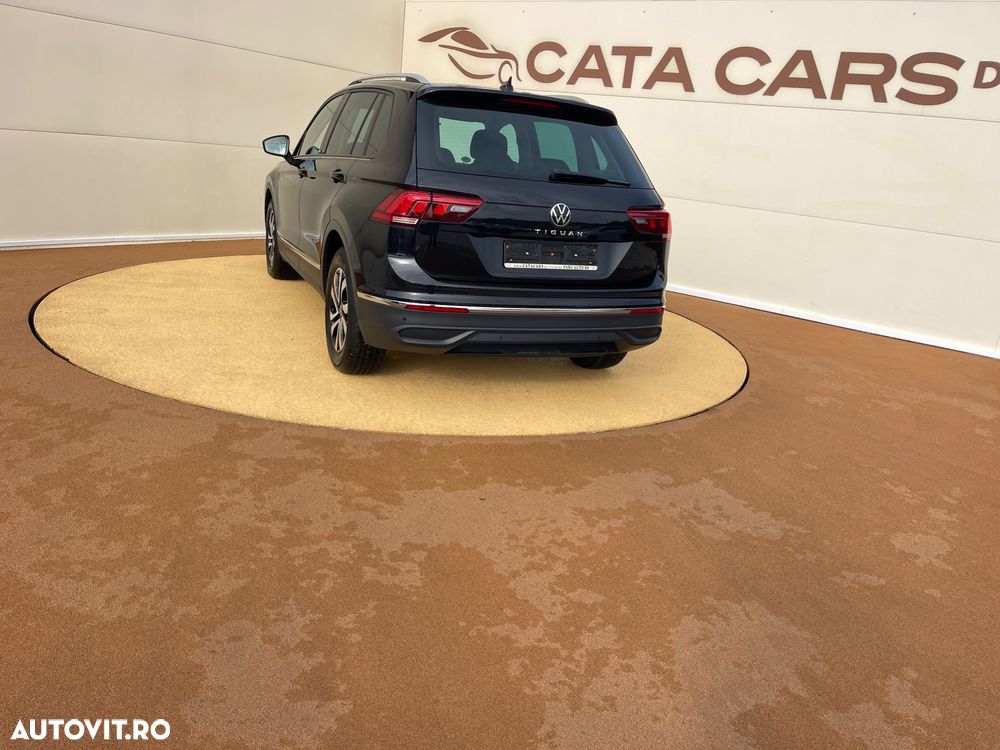 Volkswagen Tiguan 2.0 TDI SCR DSG ACTIVE - 11