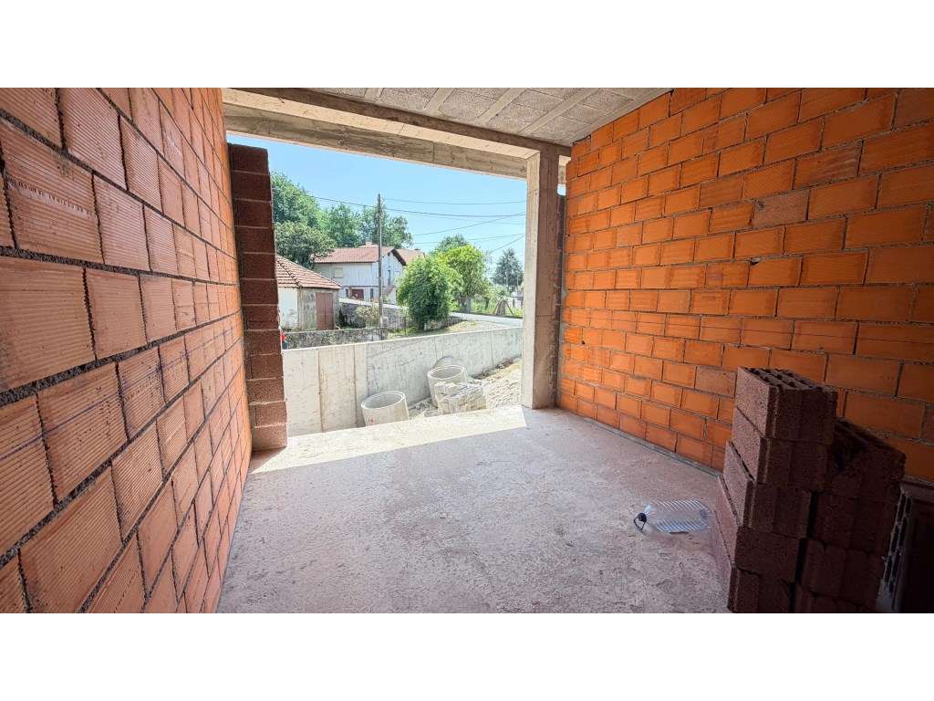 Andar-moradia T3 para venda em Moreira do Lima - Grande imagem: 5/10