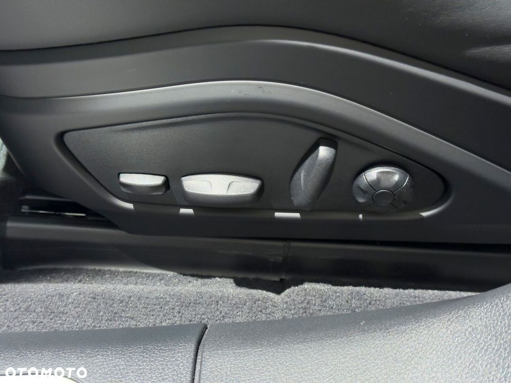 Porsche Panamera - 17