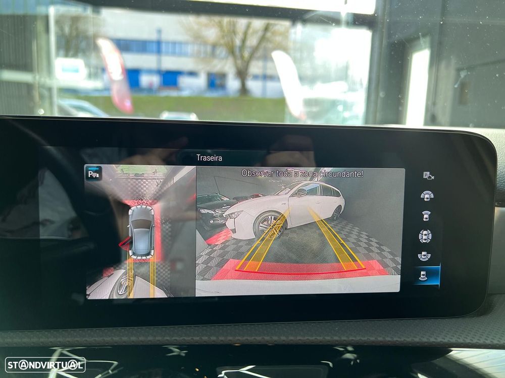 Mercedes-Benz A 250 e AMG Line - 18