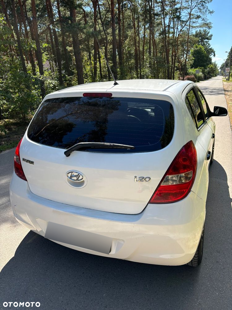 Hyundai i20 - 11