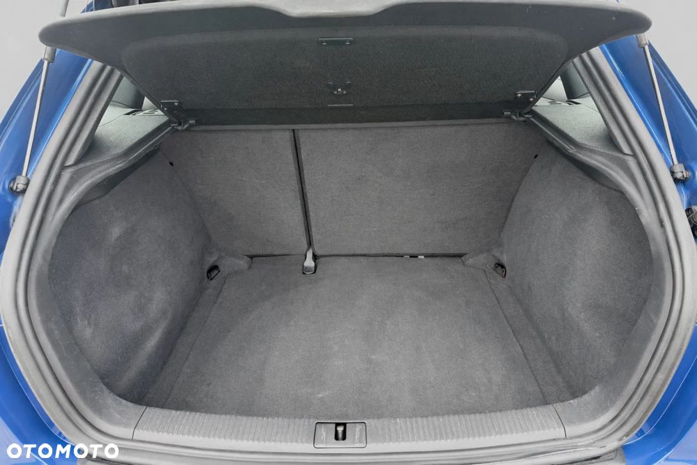 Audi A3 Sportback 2.0 TFSI S line Sportpaket - 6