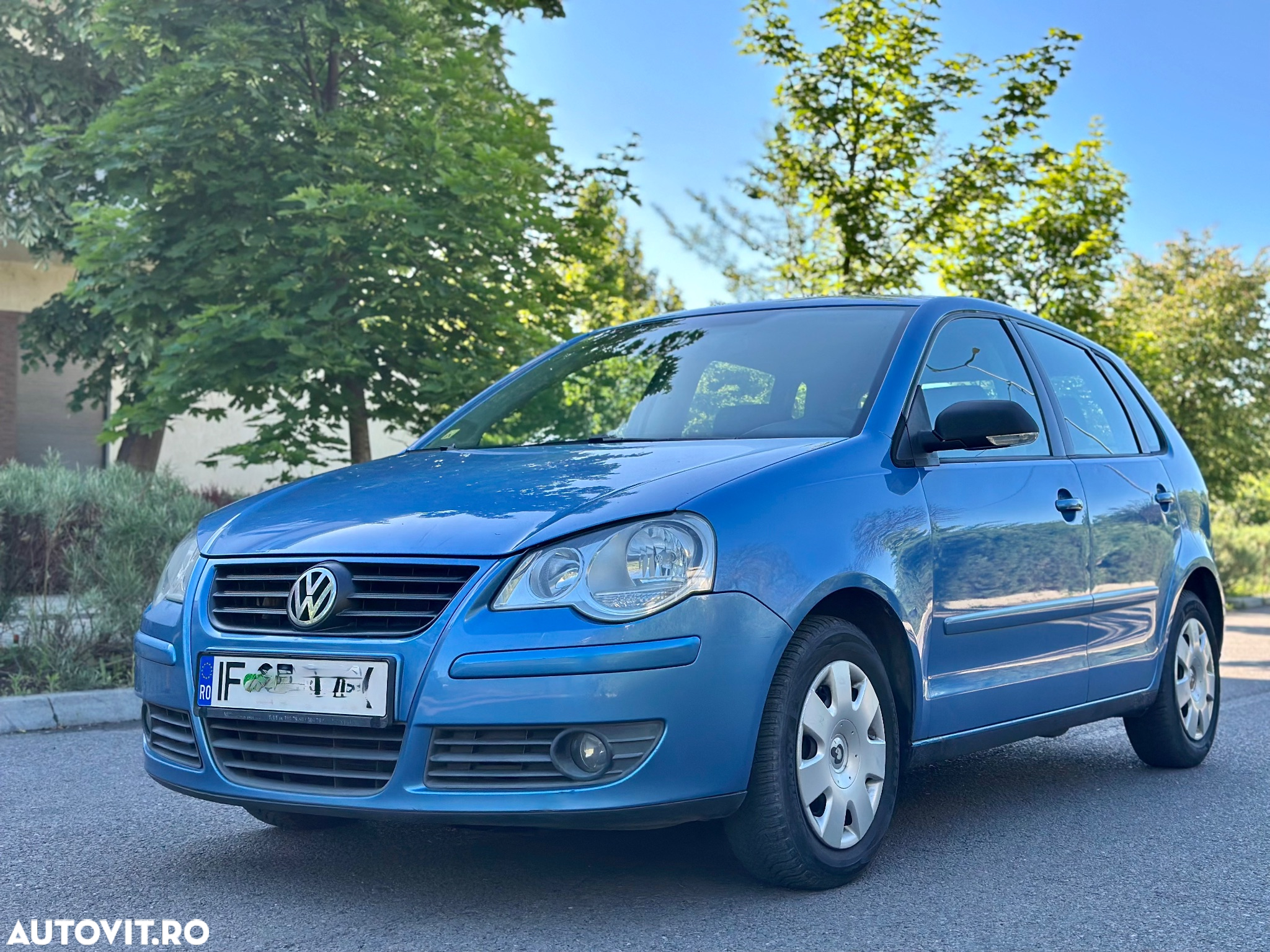 Volkswagen Polo 1.2 Attractive - 17