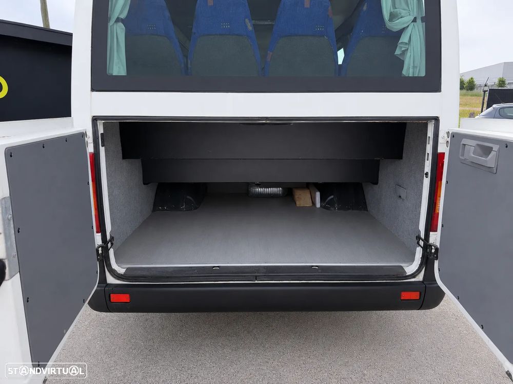 Volkswagen CRAFTER - 12