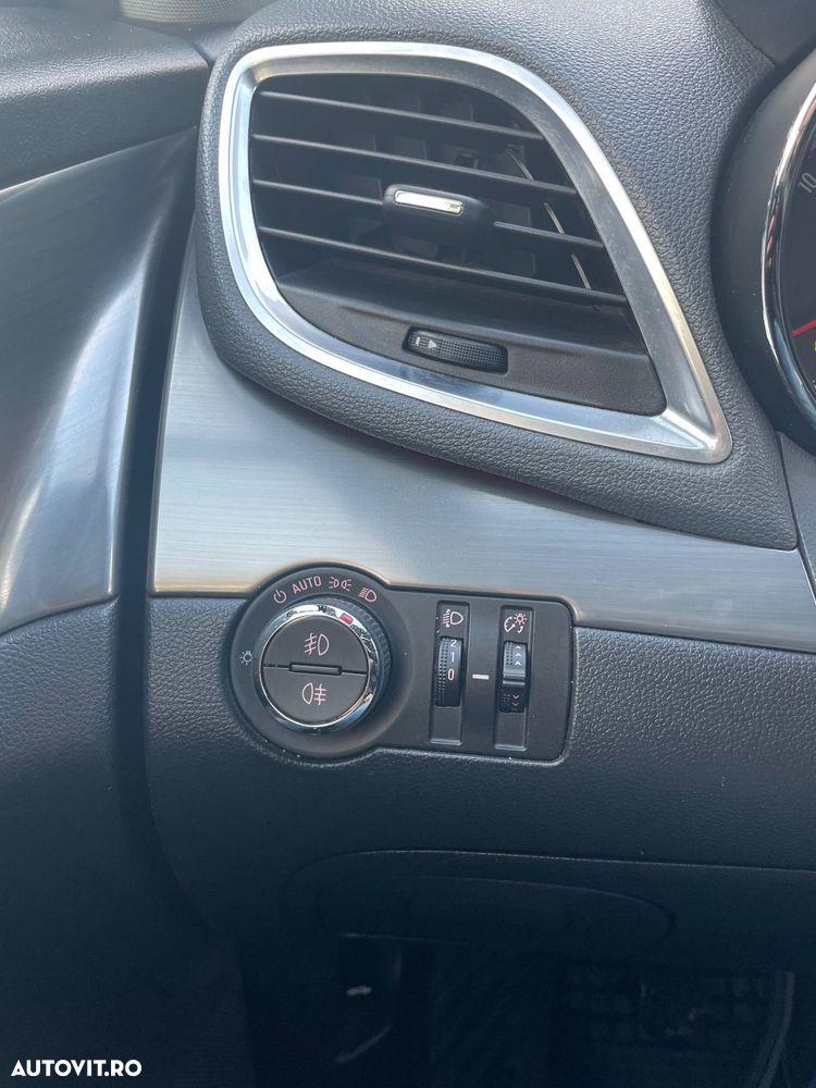 Opel Mokka 1.7 CDTI ECOTEC START/STOP 4x4 Cosmo - 11