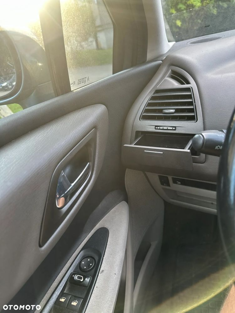 Citroën C4 - 11