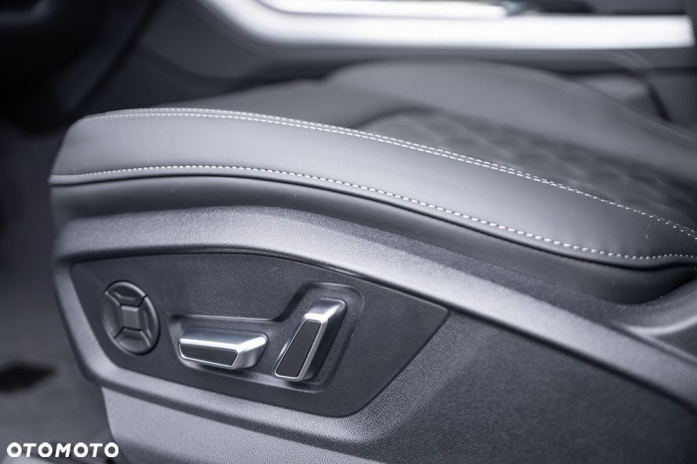 Audi Q7 TFSI e PHEV 360 kW Quattro S Line Tiptr - 14