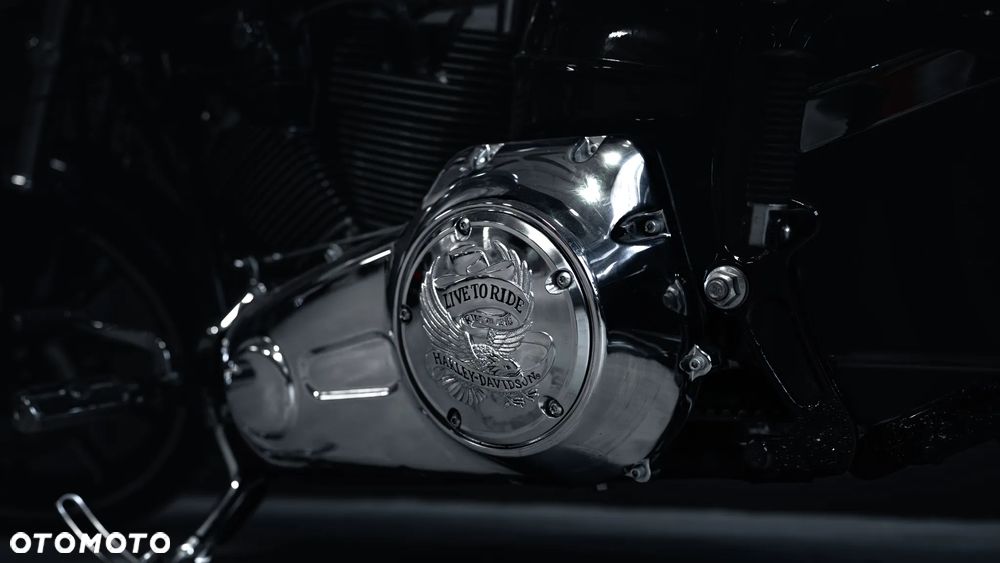Harley-Davidson Softail Breakout - 2