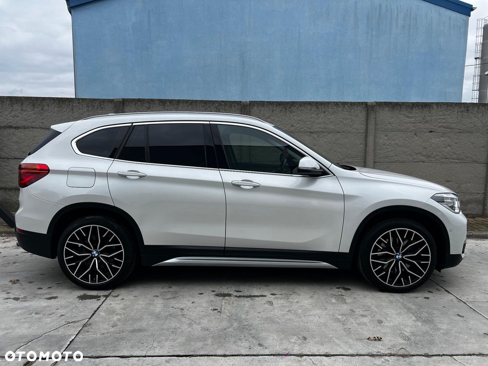 BMW X1 - 13