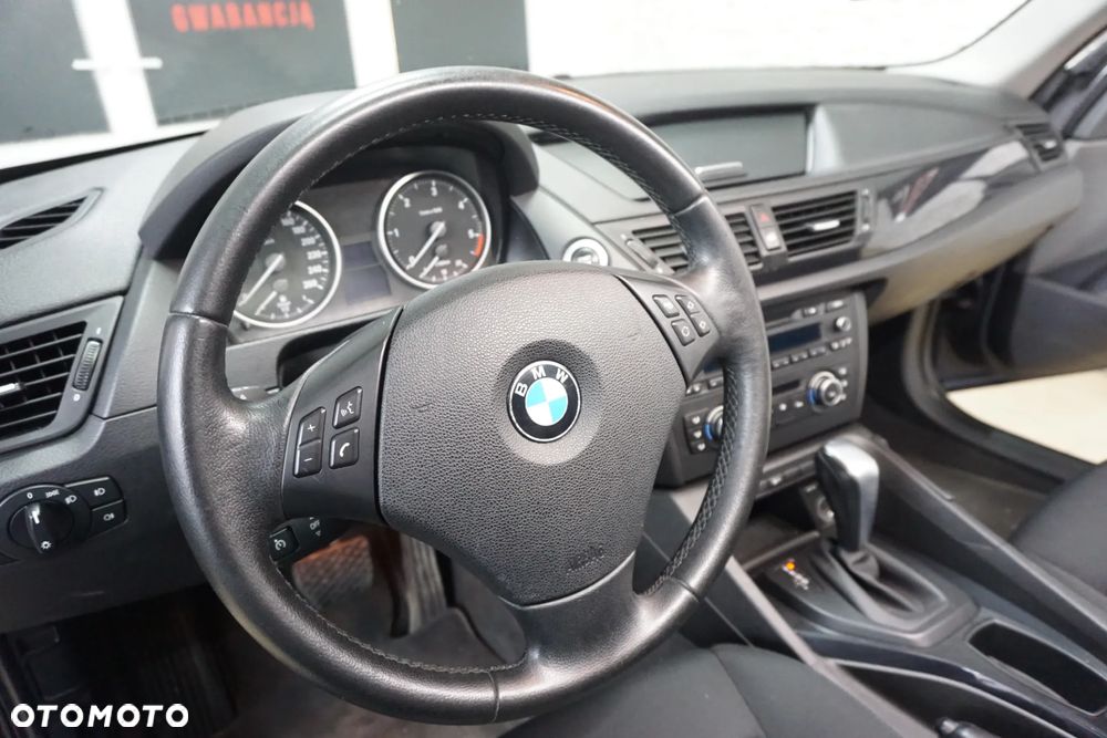 BMW X1 sDrive18d - 22